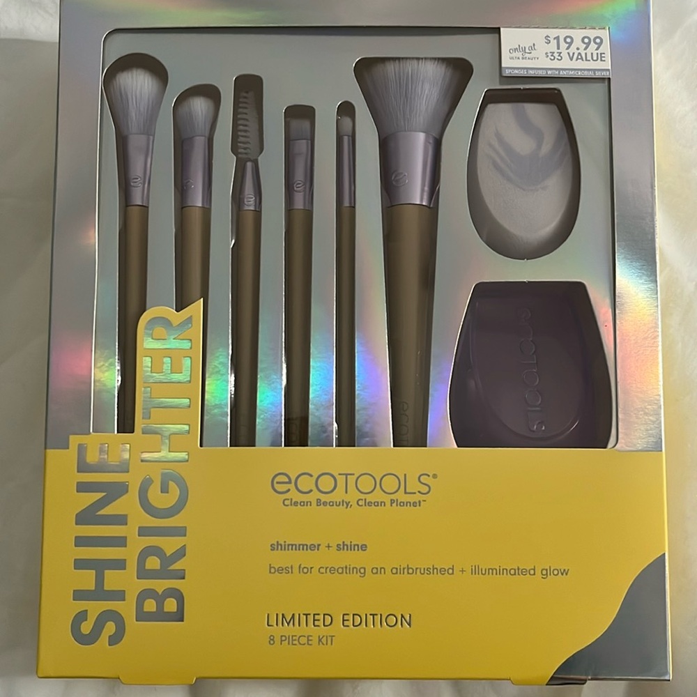 New! Ecotools 8 piece make up brush set